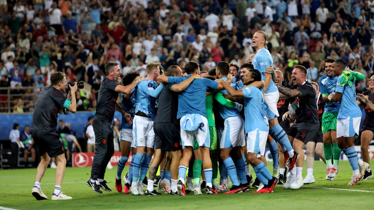 Manchester City vence Supertaça europeia pela primeira vez