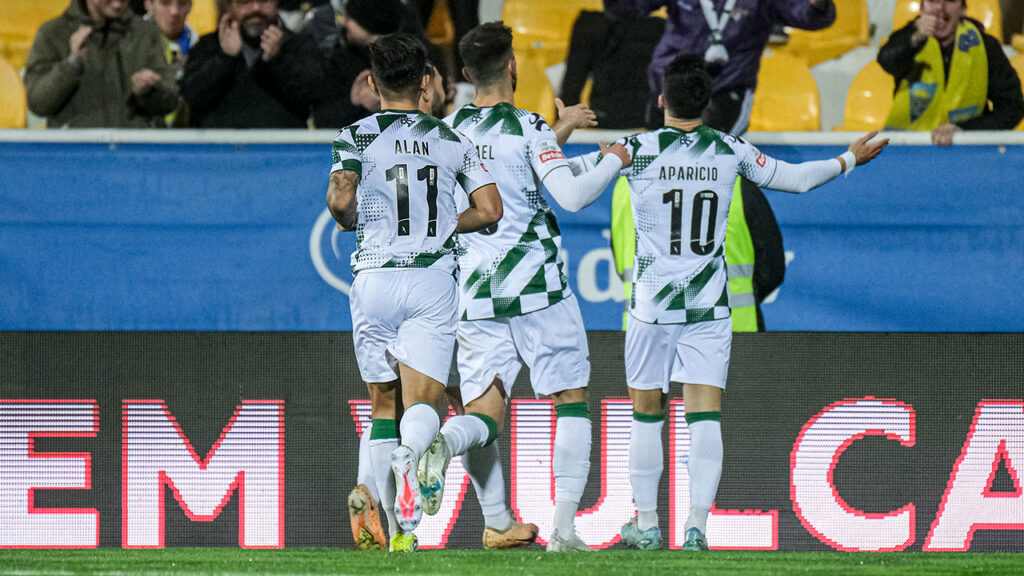 Liga Betclic Moreirense regressa às vitórias em casa do Estoril